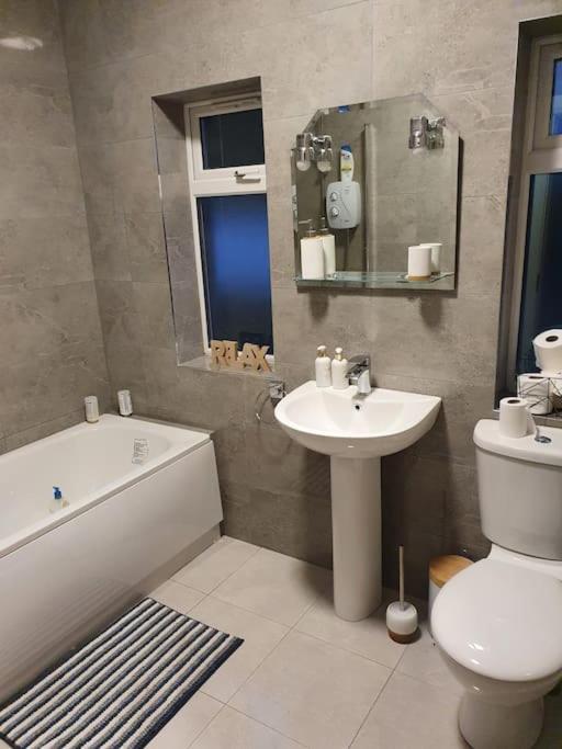 Private 3 Bedroom House Ideal For Family & Friends Killybegs Extérieur photo